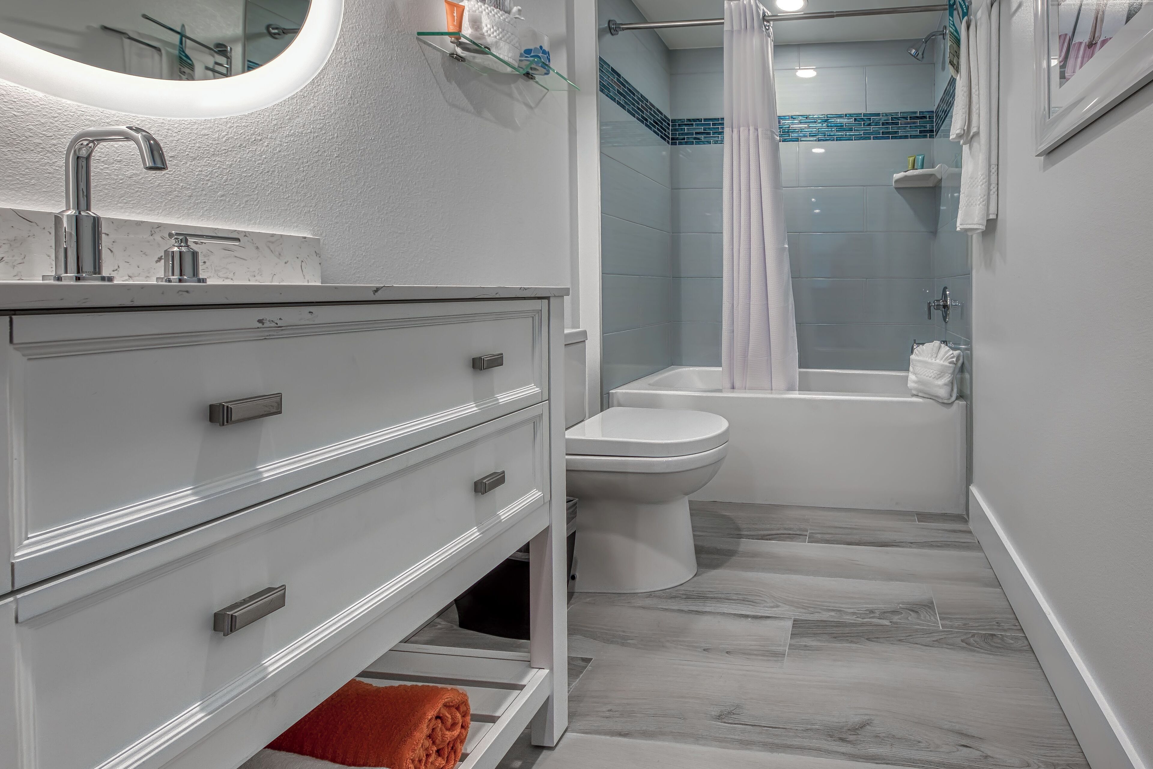 Two-Bedroom Suite — photo 2