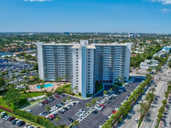 2-Bedroom Penthouse at 3300 NE 36th Street