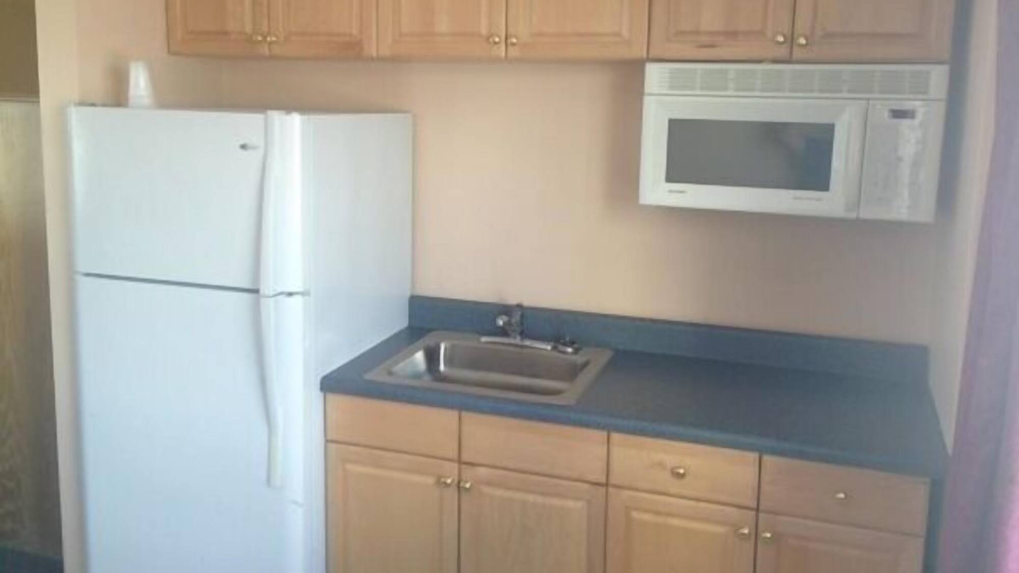 Kitchen Room at Geneva Hotel