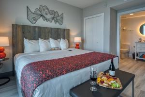 Two-Bedroom Suite With Balcony and Full Water View at FUSION Resort Waterfront Suites