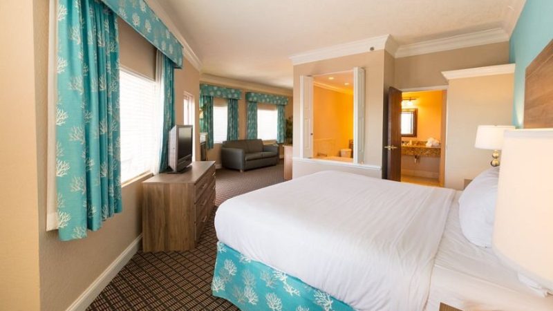 Private Jacuzzi Suite at Amelia Hotel at the Beach