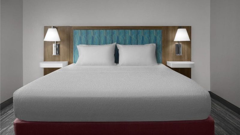 Hot Tub Suite at Hampton Inn & Suites Jacksonville South – Bartram Park