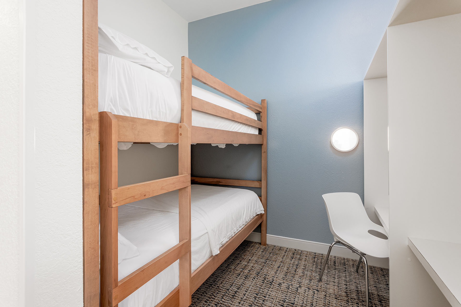 Beachfront Kidsuite® at Holiday Inn Resort Pensacola Beach
