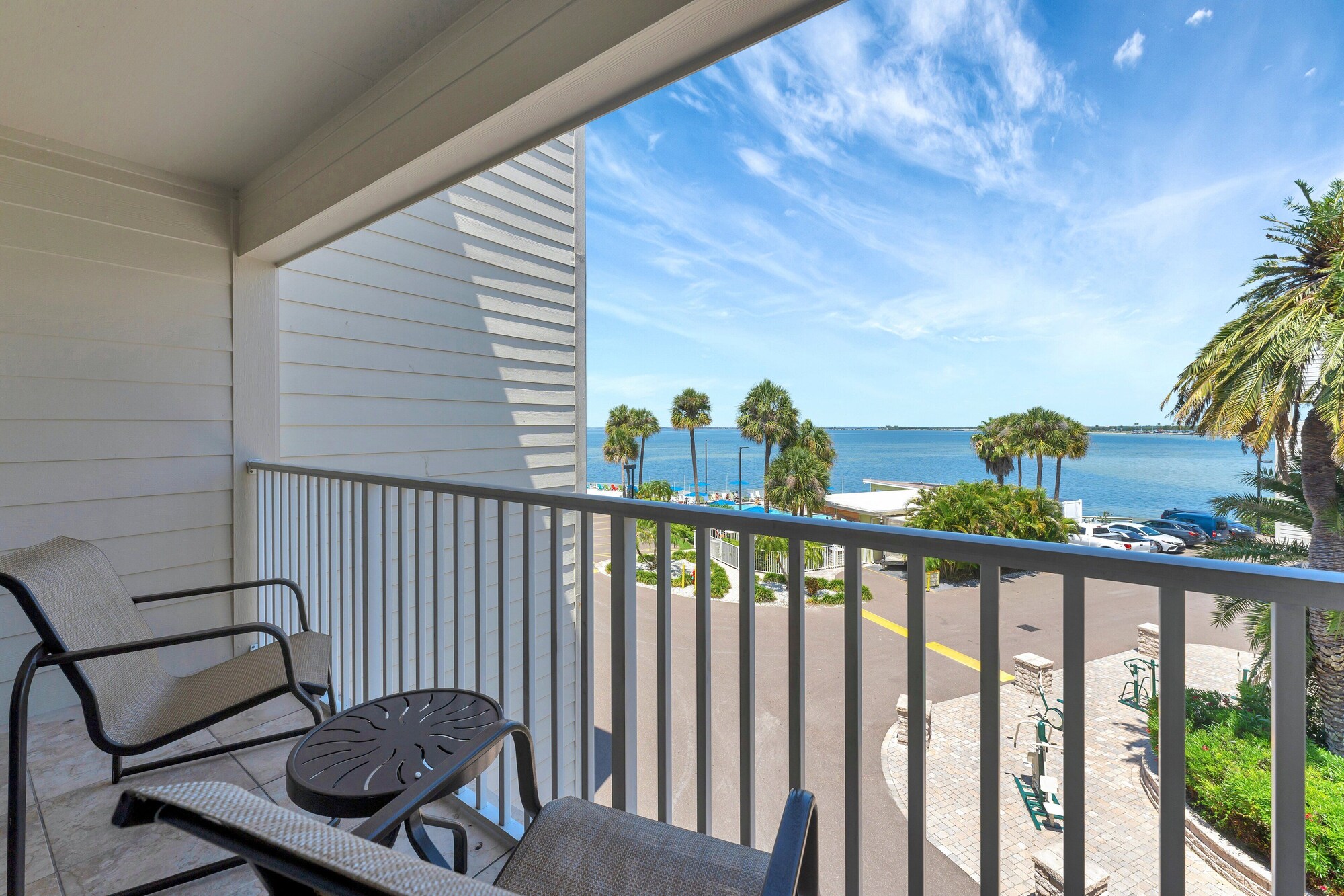 Luxury Room, 1 Bedroom, Balcony, Bay View — photo 2