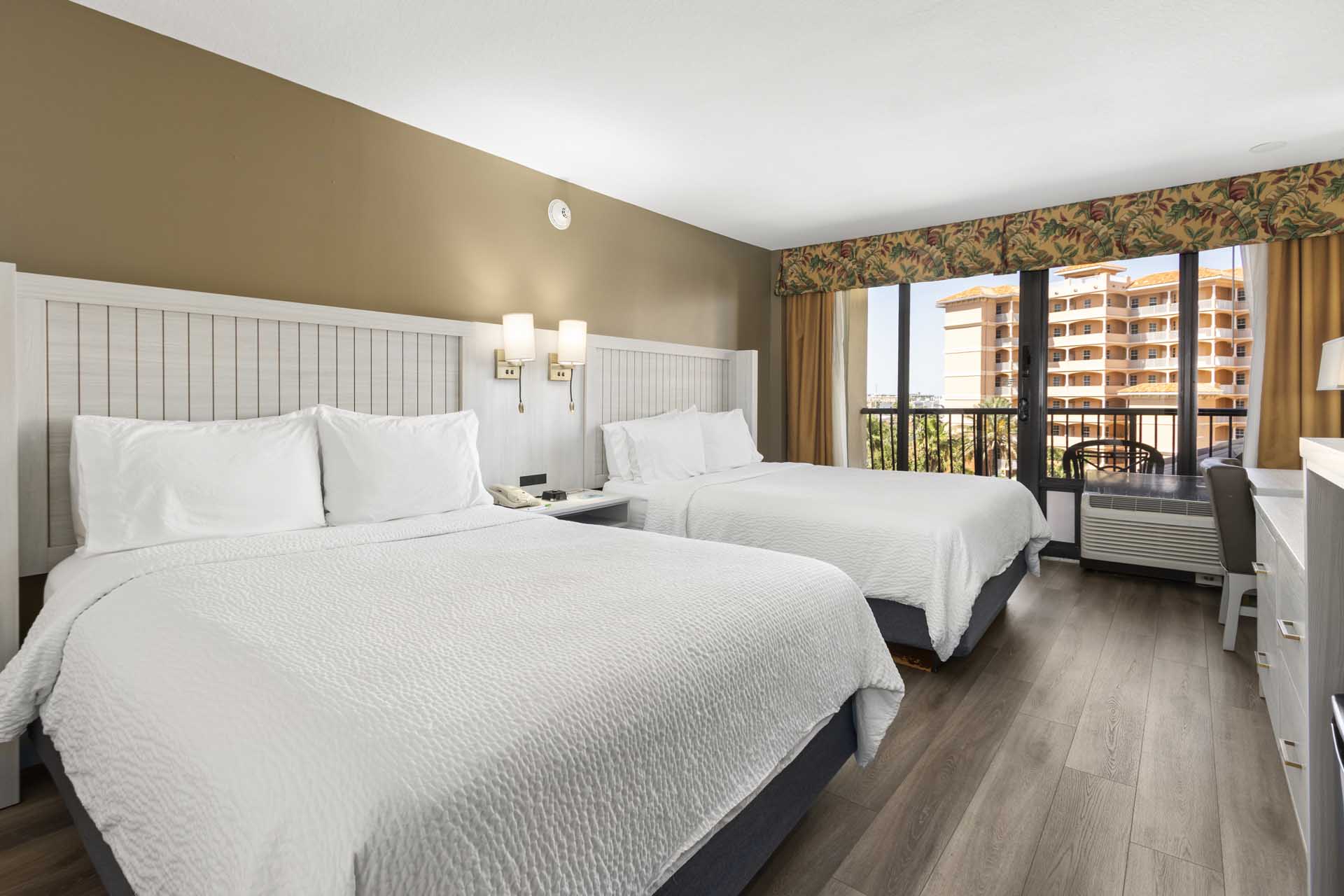 City View Suite at Holiday Inn & Suites Clearwater Beach