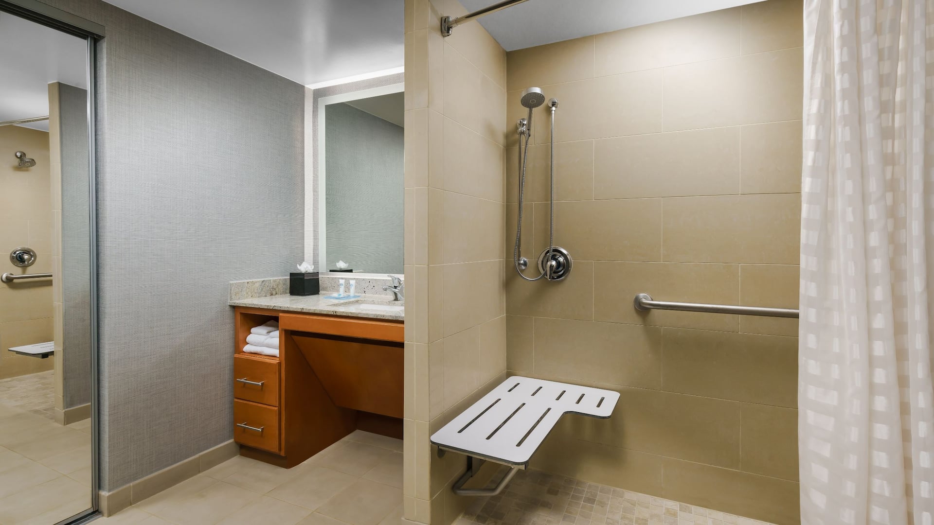 Accessible Two Bedroom Trio Suite Roll-in Shower at Hyatt House Fort Lauderdale Airport – South & Cruise Port
