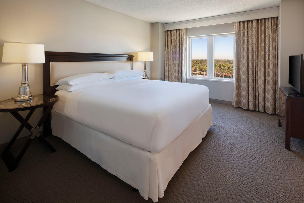 King Suite at Sheraton Suites Plantation Fort Lauderdale