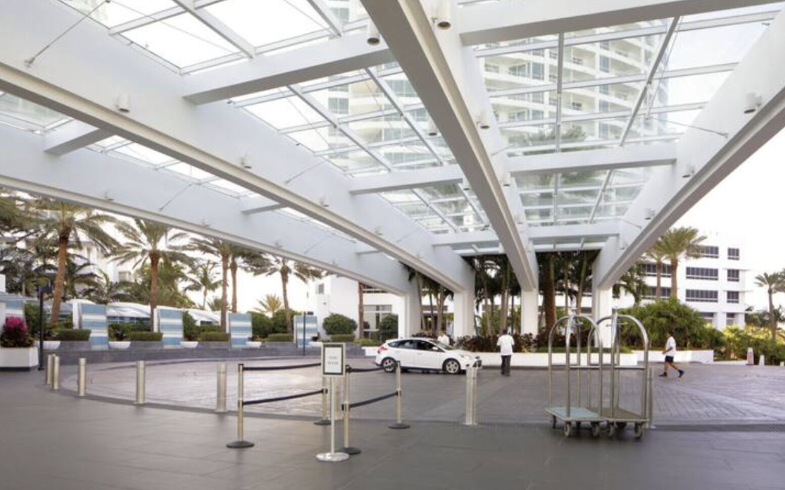 Sorrento Oceanfront One Bedroom Suite — main photo