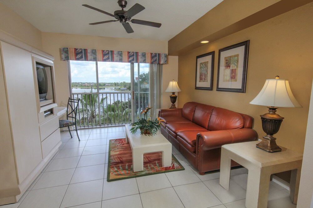 Two Bedroom Deluxe Villa — photo 3