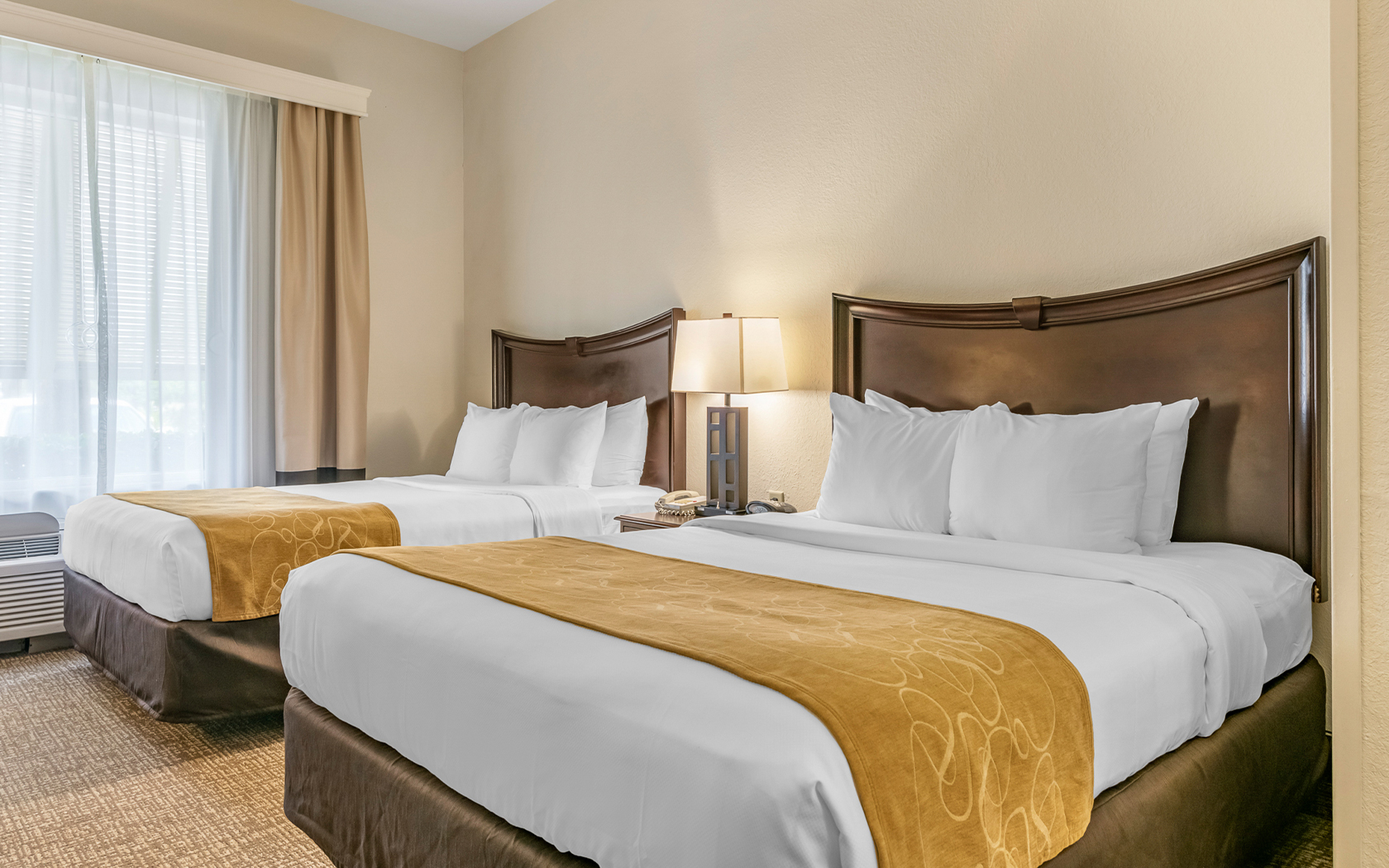 2 Queen Beds 1-Room Suite at Comfort Suites Maingate East