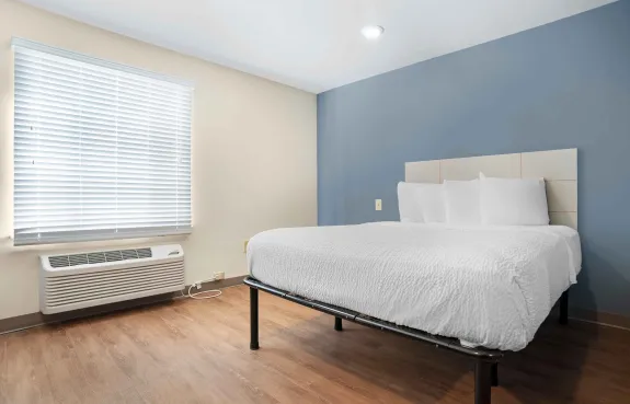 Studio Suite — 1 Queen Bed at Extended Stay America Select Suites Fort Walton Beach