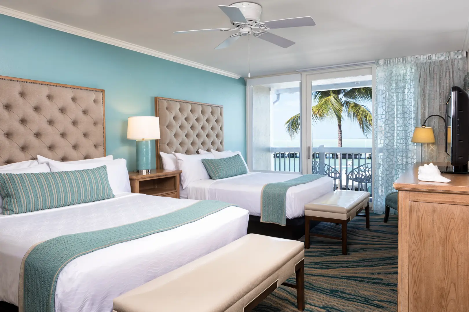 Two Bedroom King/Two Queens Suite – Oceanfront at Opal Key Resort & Marina