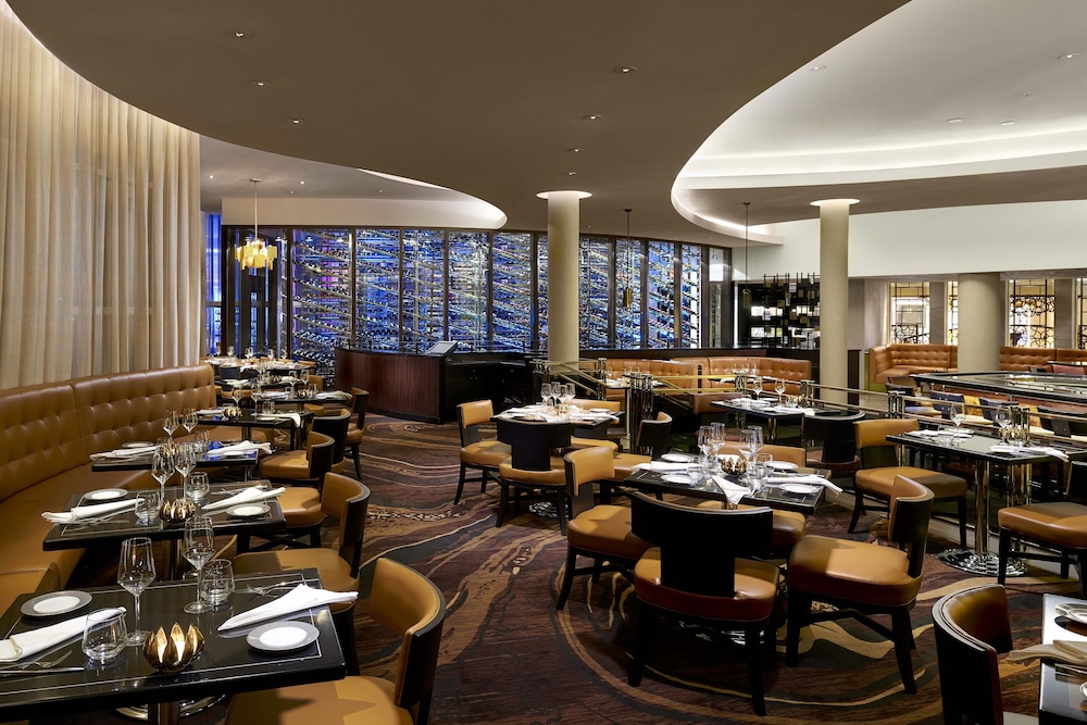 Sorrento Oceanfront Junior Suite | King — photo 3